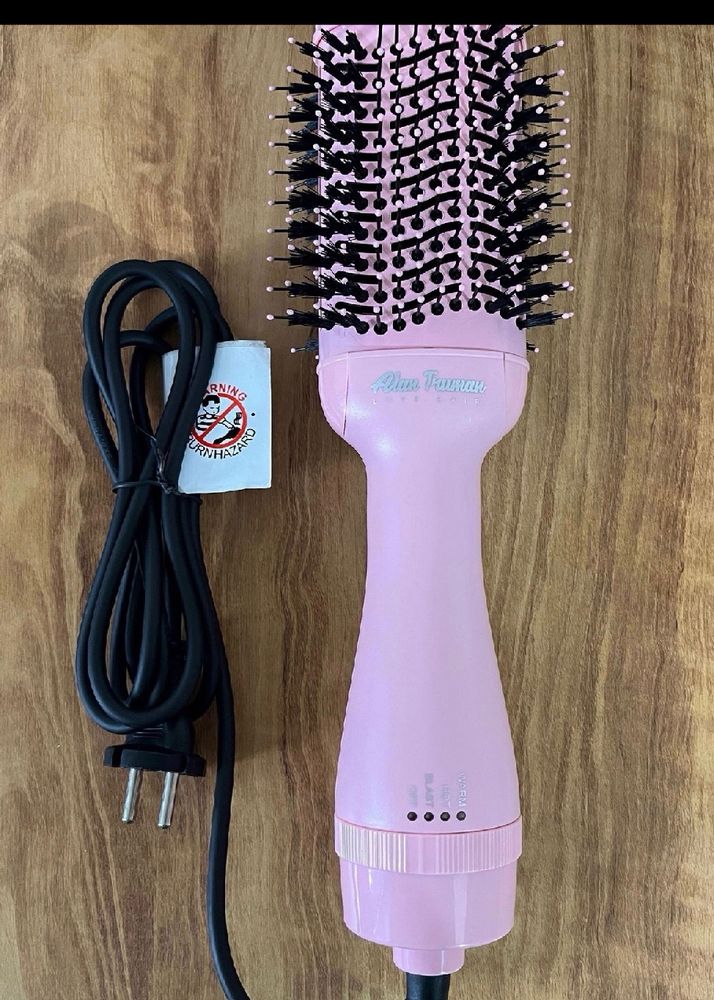 Alan Truman Blow Brush