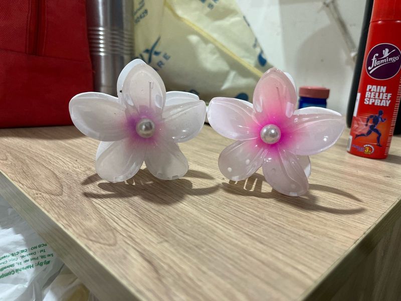 Trendy Flower Hair Clucther/claw Clip