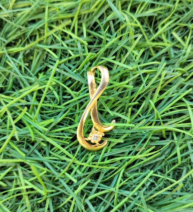 Diamond Pendant Certified by IGL, Not A Gold