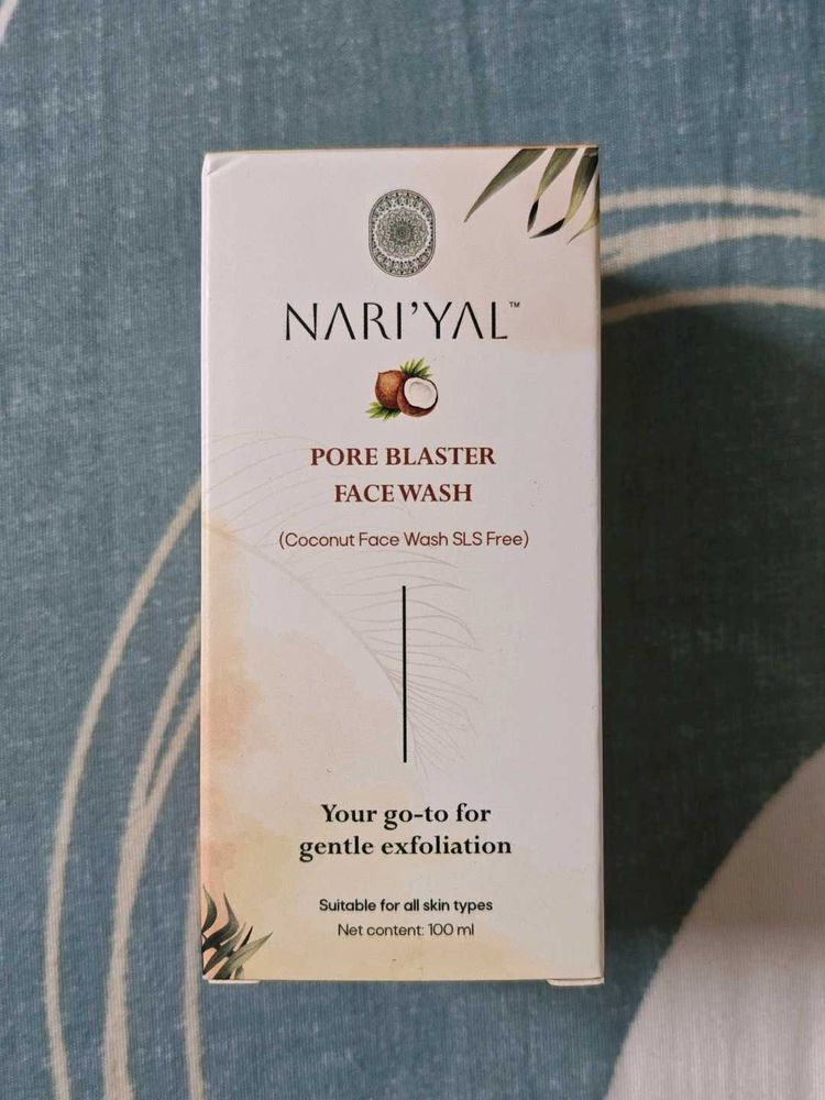 Nari&#39;yal Pore Blaster Face Wash