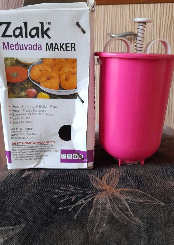 Udid Vada Maker
