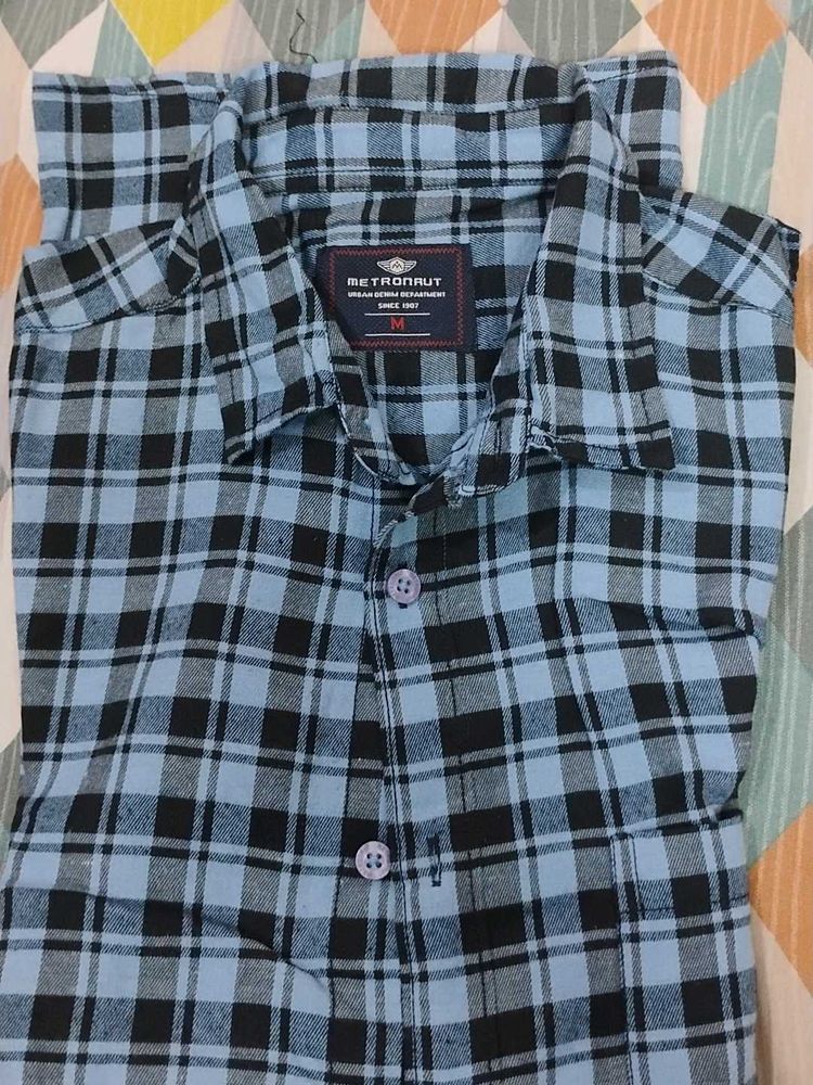MetroNaut Plaid Shirt