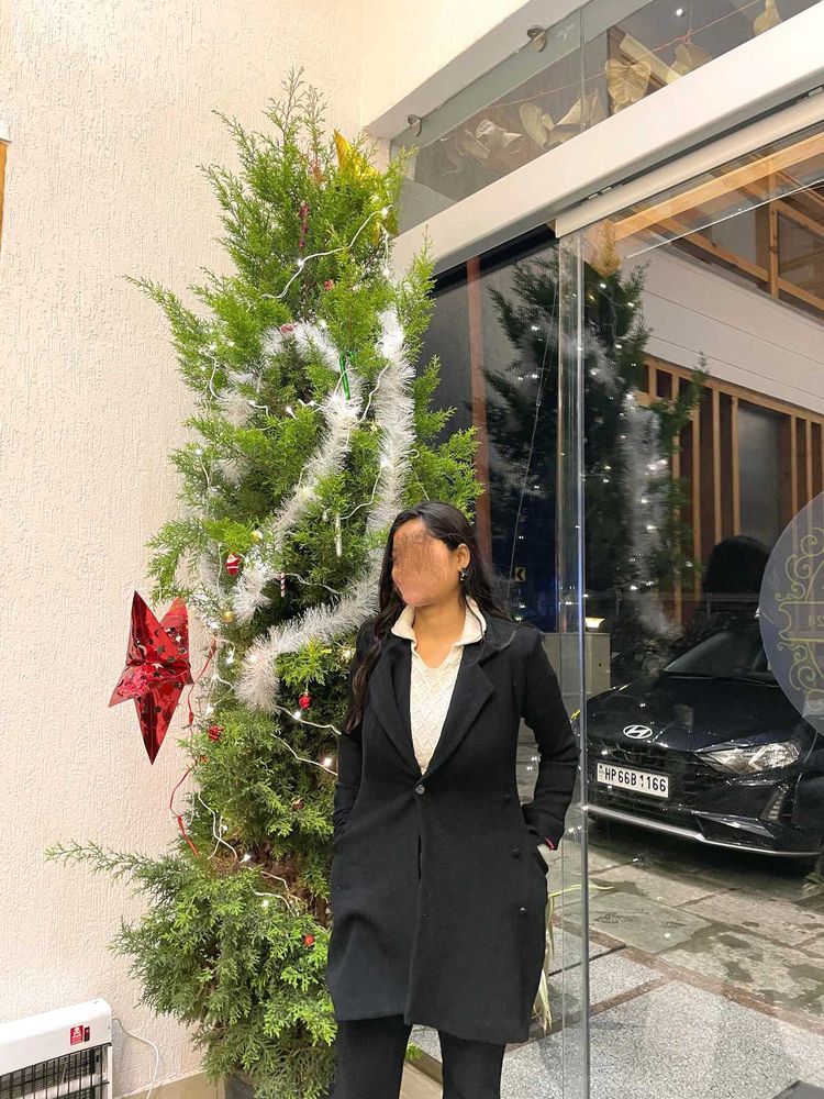 Women&#39;s Black Winter Jacket