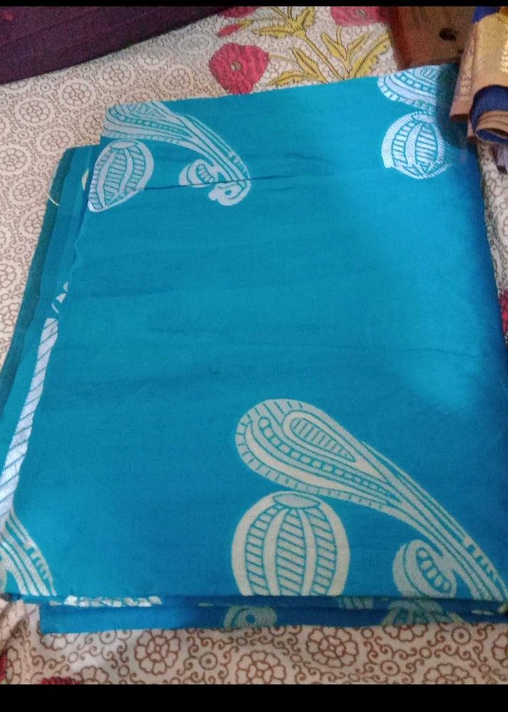 Teal &amp; White Printed Fabric Saree