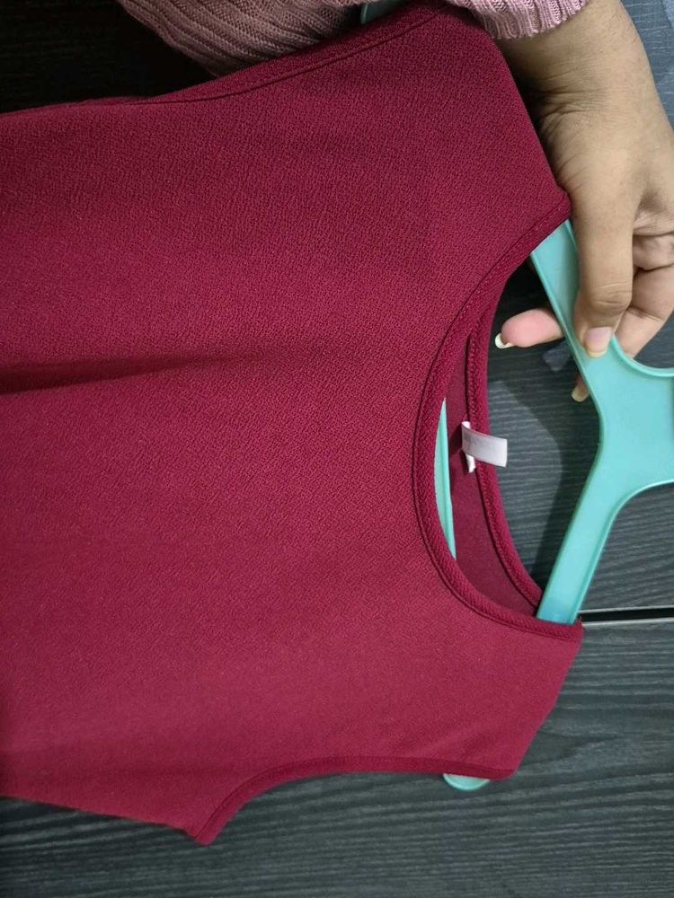 Burgundy Sleeveless Top