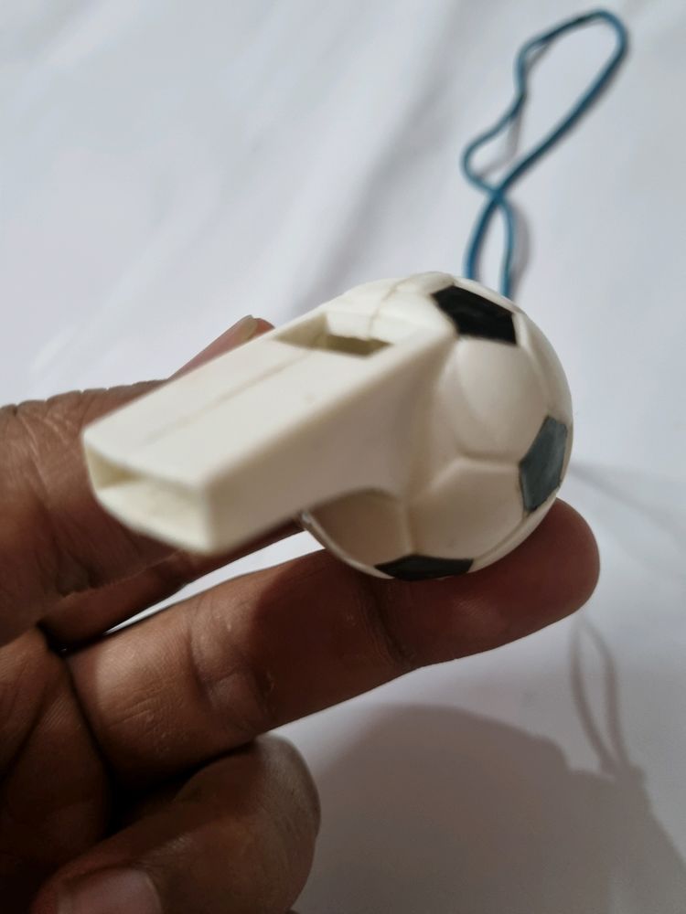 This whistle makes a very loud sound