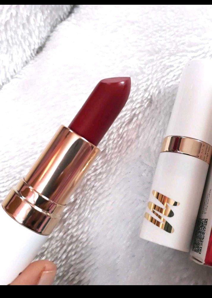 Myglamm Burgundy Lipstick