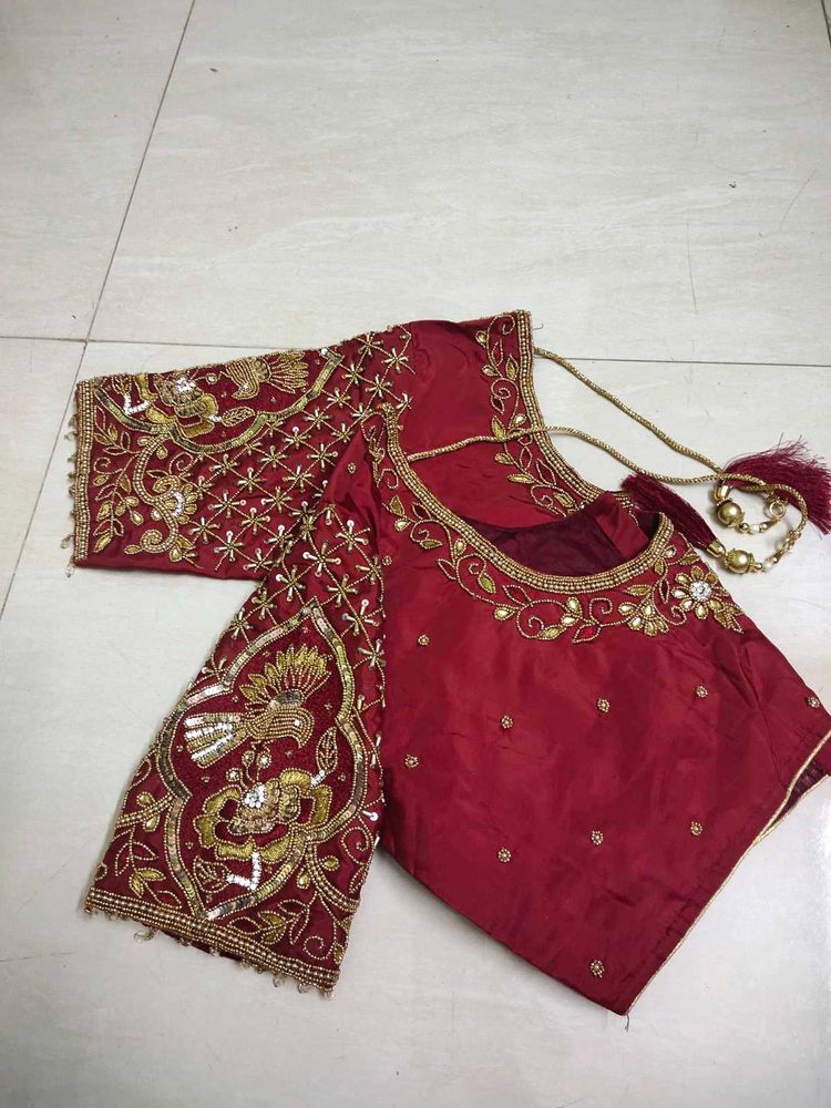 🤎maroon maggam blouse