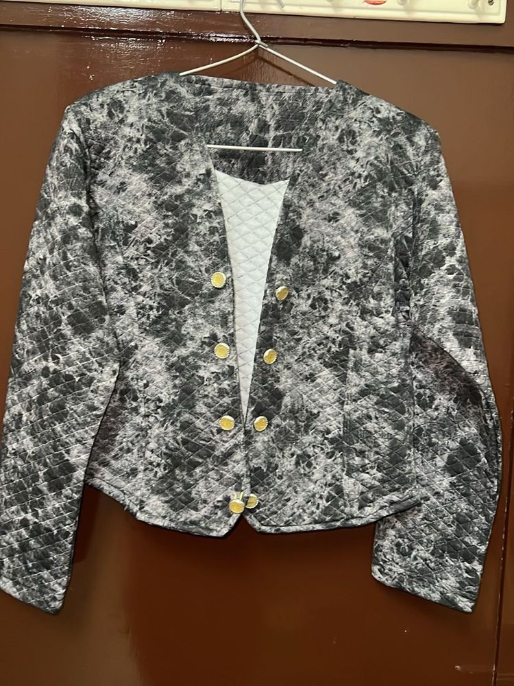 Stylish Patterned Quilted Jacket
