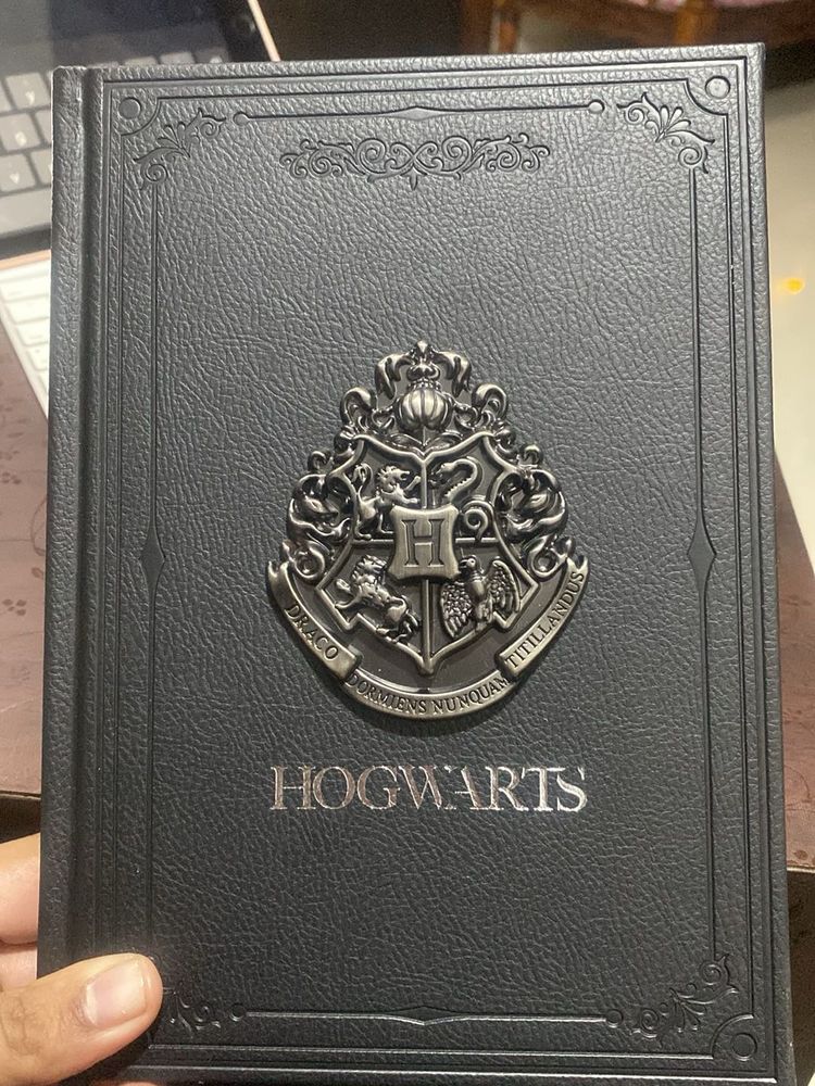 Limited Hogwarts Journal - Harry potter FANS!
