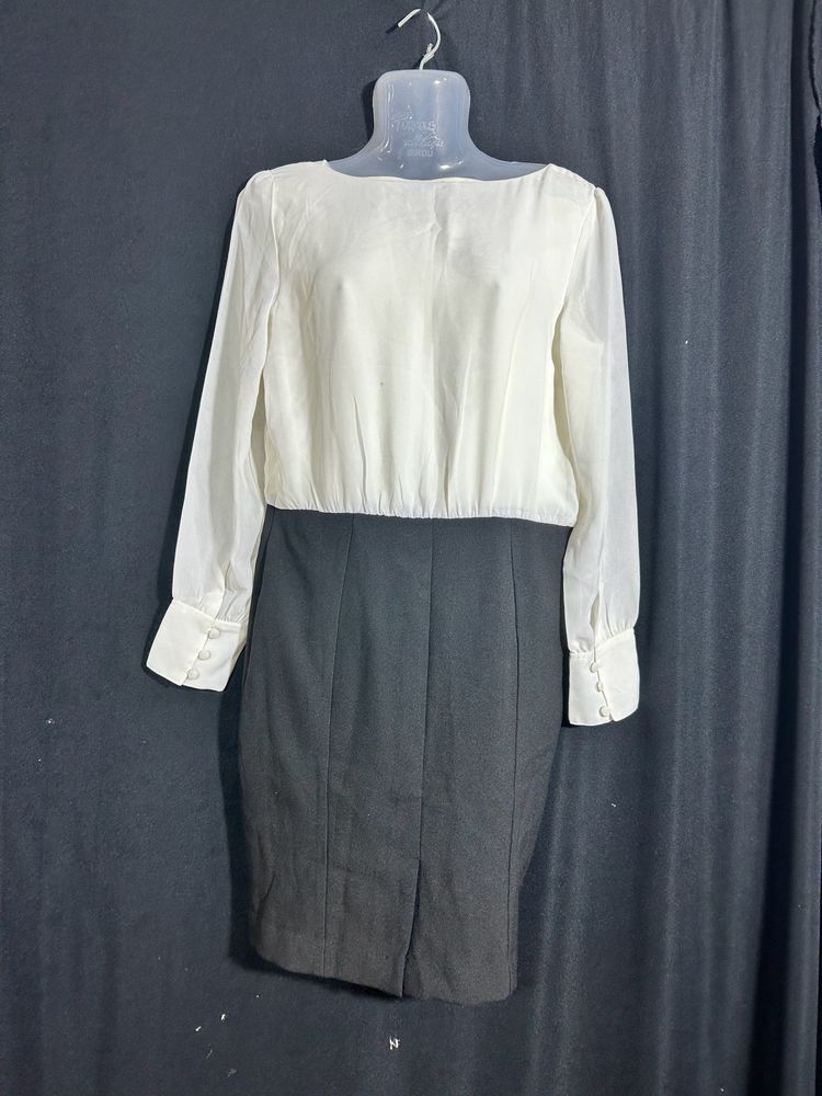 Austin Reed White &amp; black Dresse (woman’s)