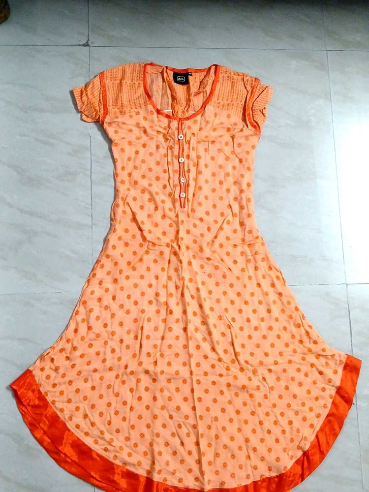 Women&#39;s Kurtha