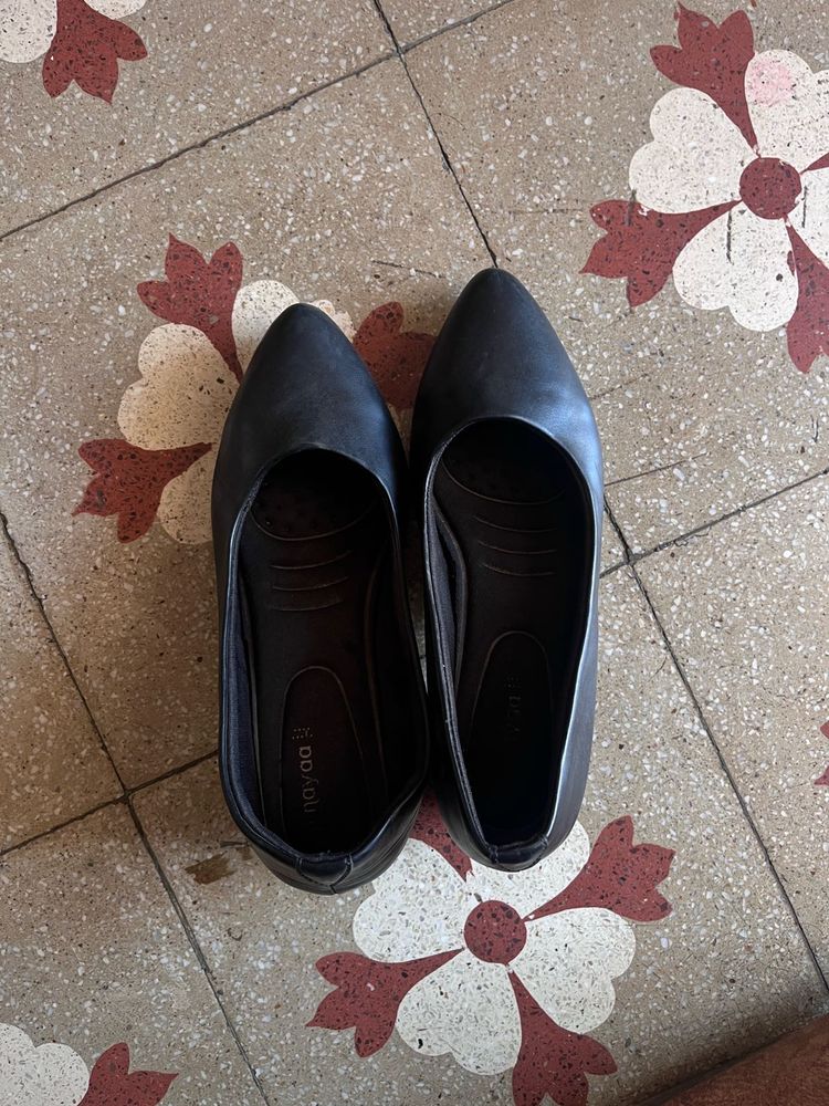 Black Heel Bellies