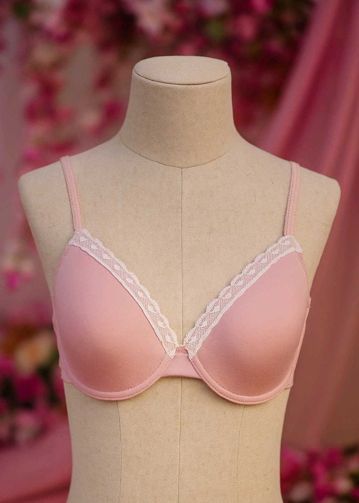 🇳🇿💫💗 Pink Lace Trim Bra