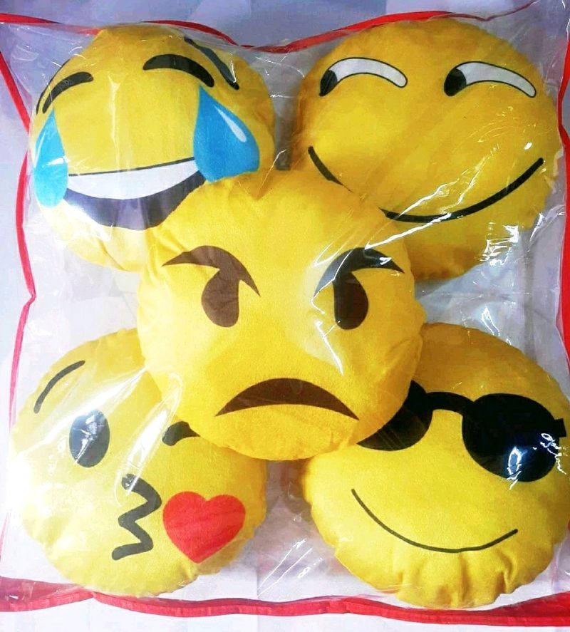 Smiley Cushions Set Of 5pc.
