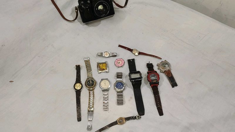 Multiple Unisex Watches