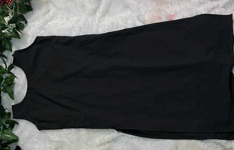 Sleeveless Black kurti