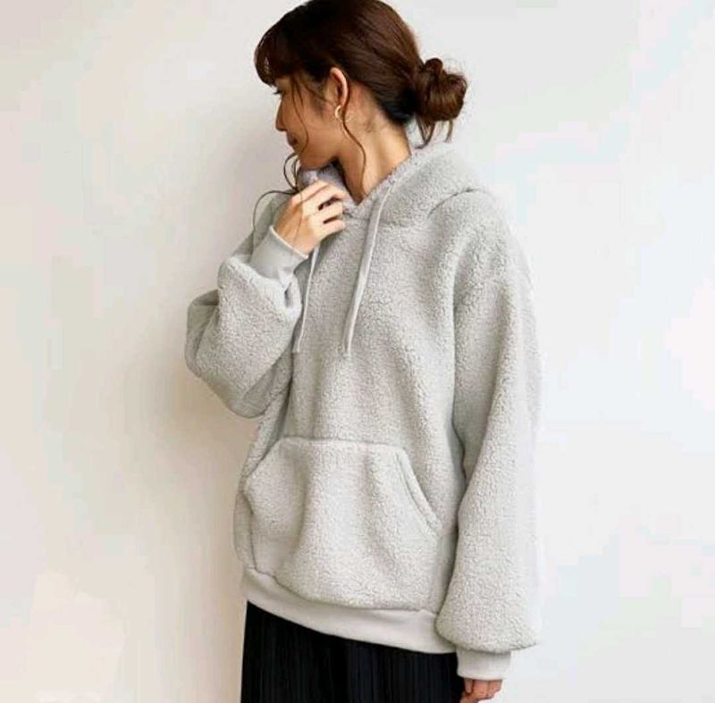 H&amp;M teddy hoodie 🤍