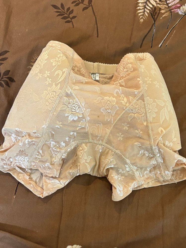 Floral Lace Shaping Briefs