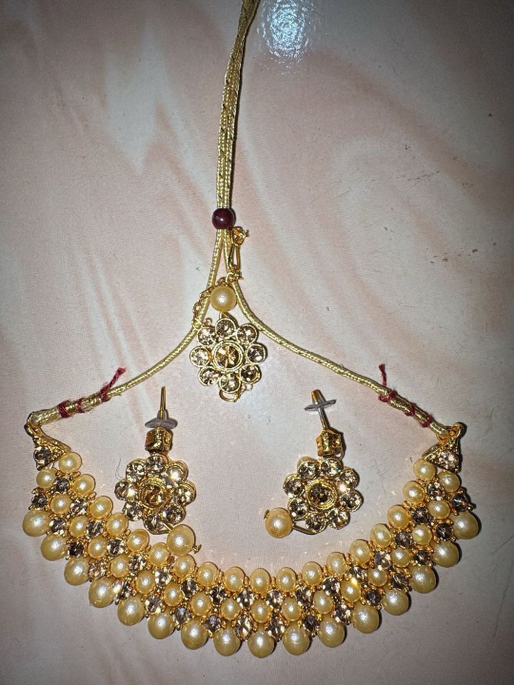 Elegant Pearl Jewelry Set