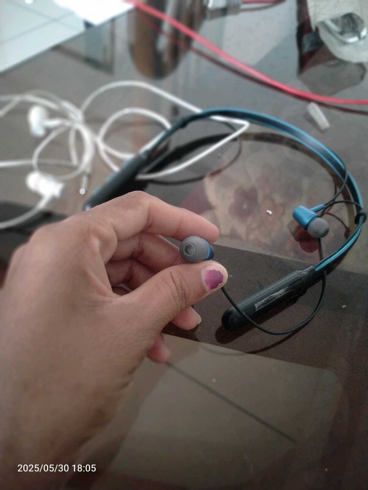 Ear Phone Combo.. Buy 1 Get