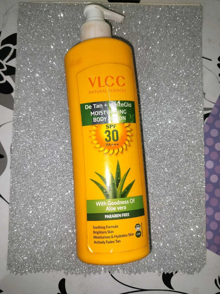 VLCC De-Tan Body Lotion SPF 30