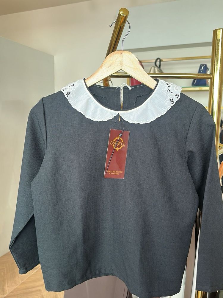 Korean Crop Top with Lace Collar