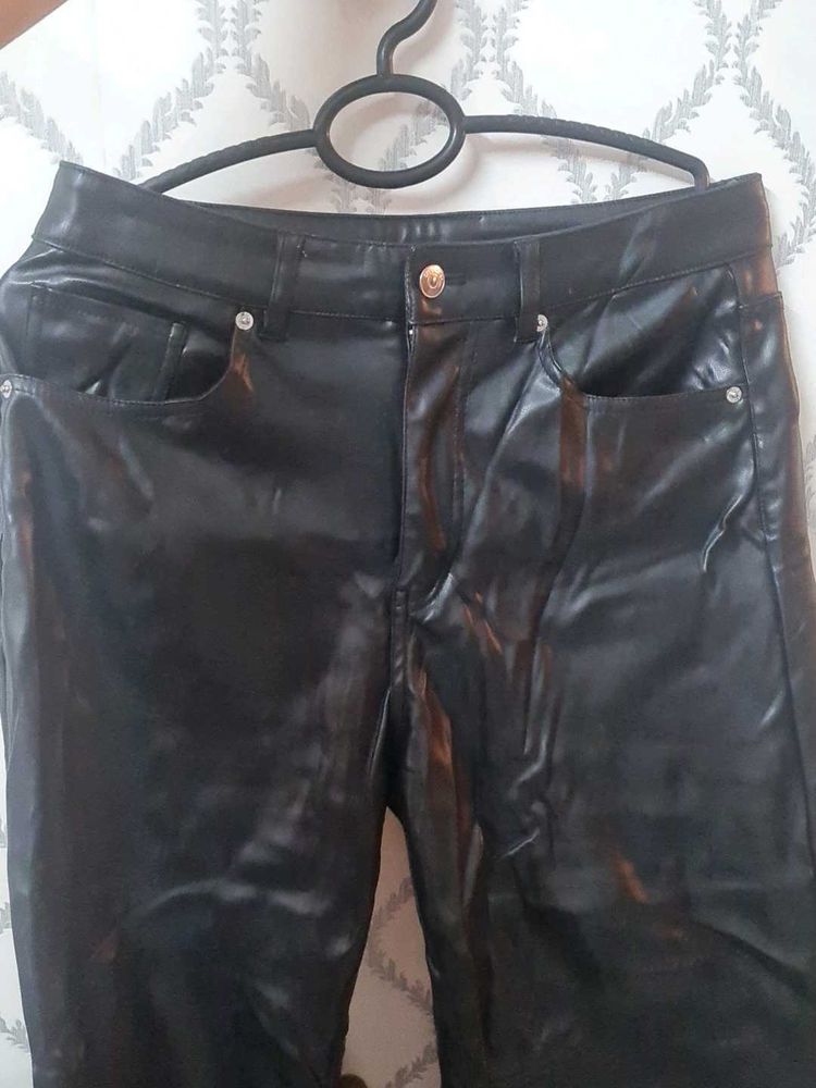 H&amp;M Trousers