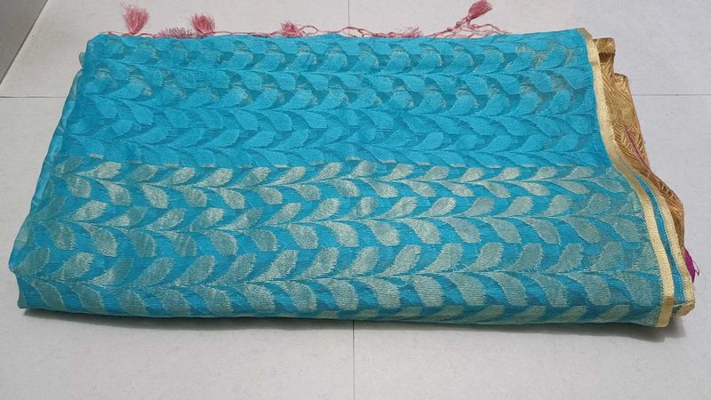 Elegant Blue &amp; Pink coloured Saree