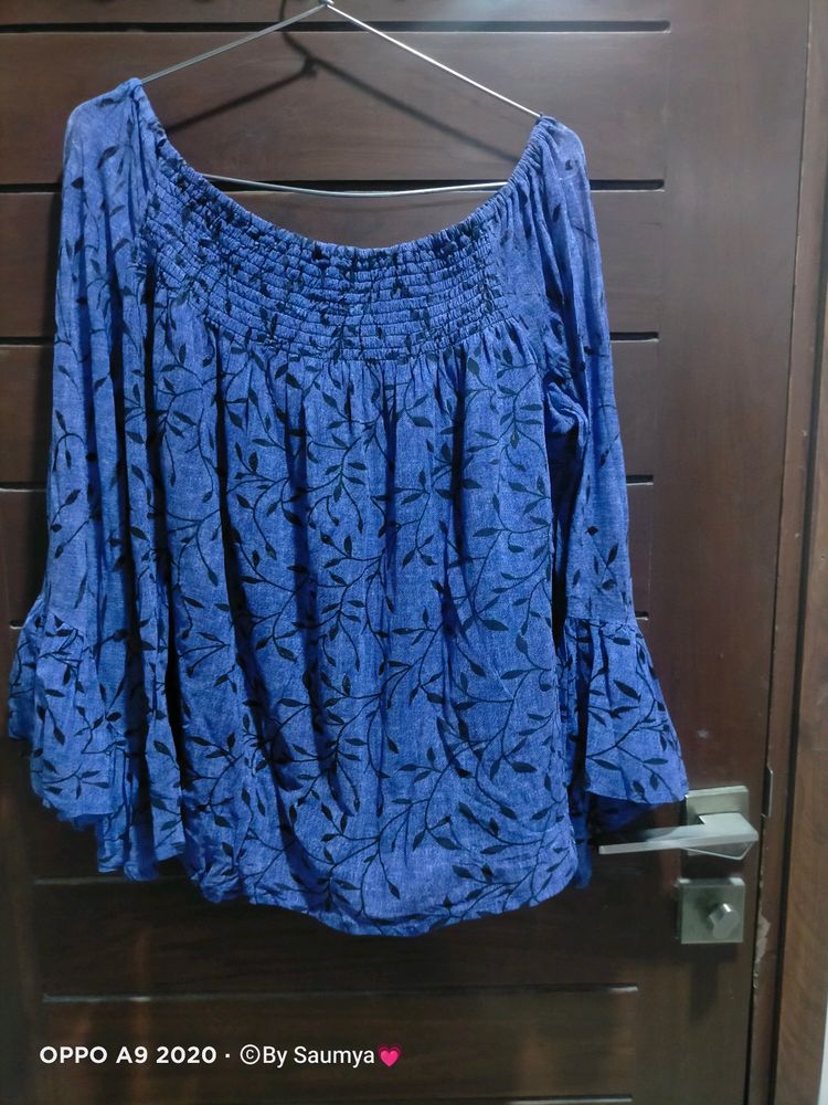 Beautiful Umbrella Sleeves Top