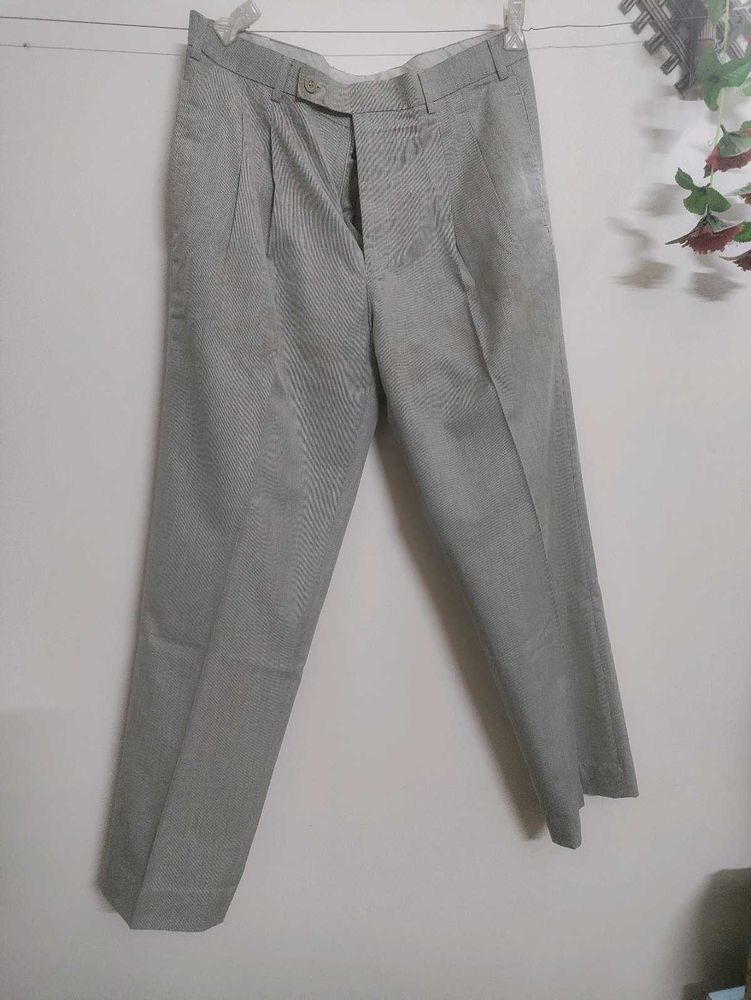Men&#39;s Light Grey Formal Pants