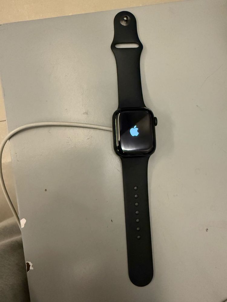 Apple Watch Series 7 (41mm- Aluminium)-100% HEALTH