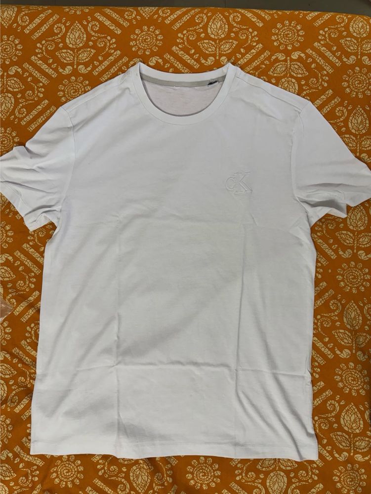 White T-Shirt