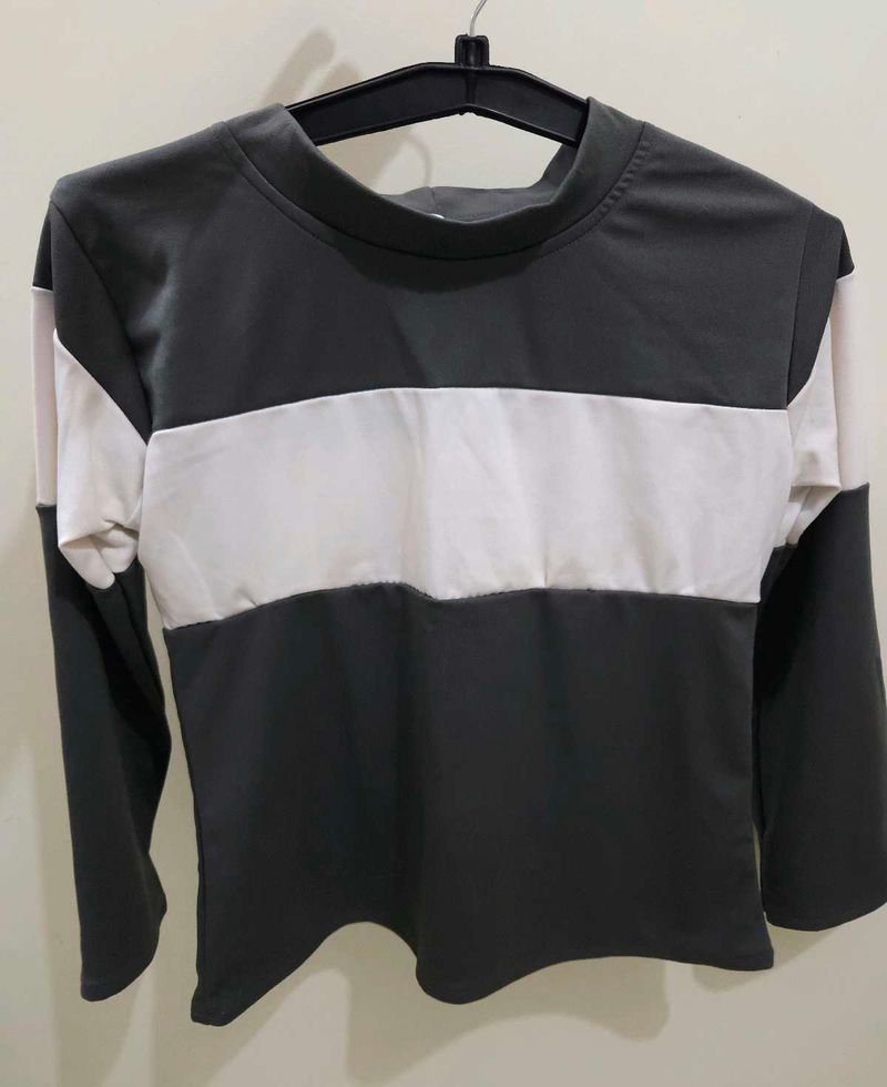 Colour Block Top! 🦈