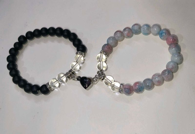 Couple&#39;s Magnetic Heart Bracelets