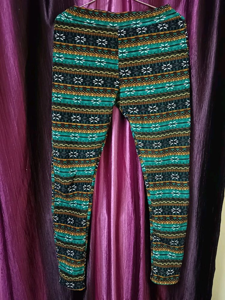 Multicolored Girl&#39;s Woolen Pajama