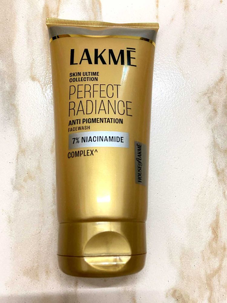 Lakme Perfect Radiance Facewash