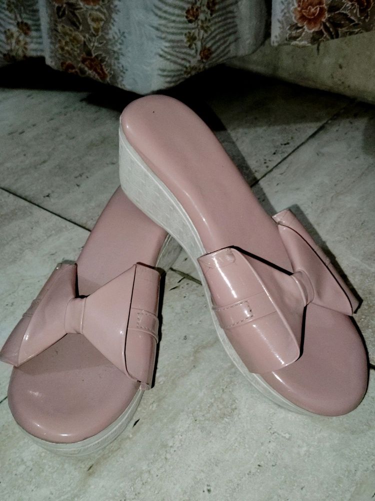 Wedges For Daily Wear In Good Condition