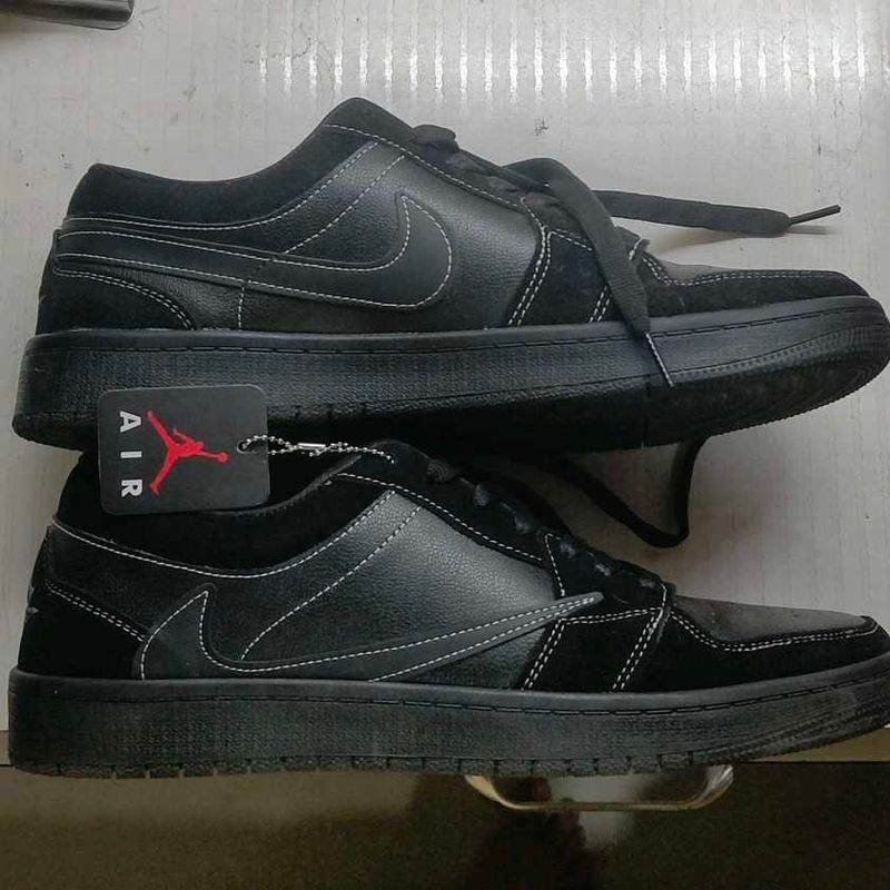 NIKE TRAVIS SCOTT PHANTOMS
