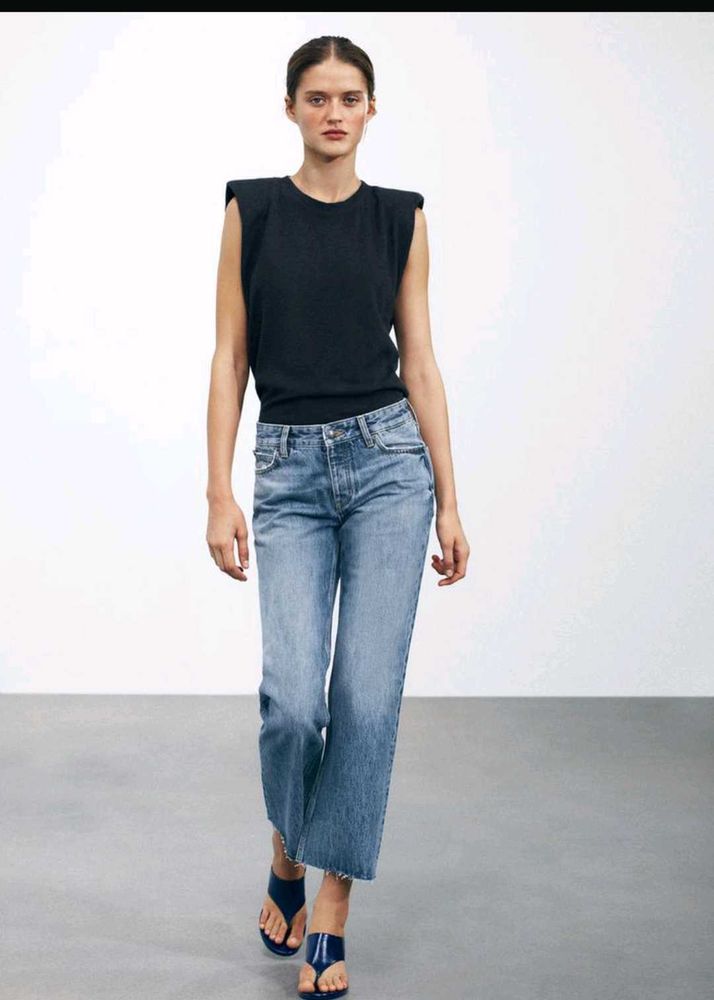 LOW RISE - BOOTCUT LEG  JEANS