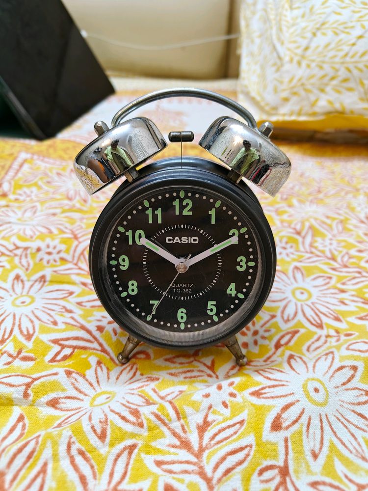 Vintage Casio Table Clock With Alarm And Light