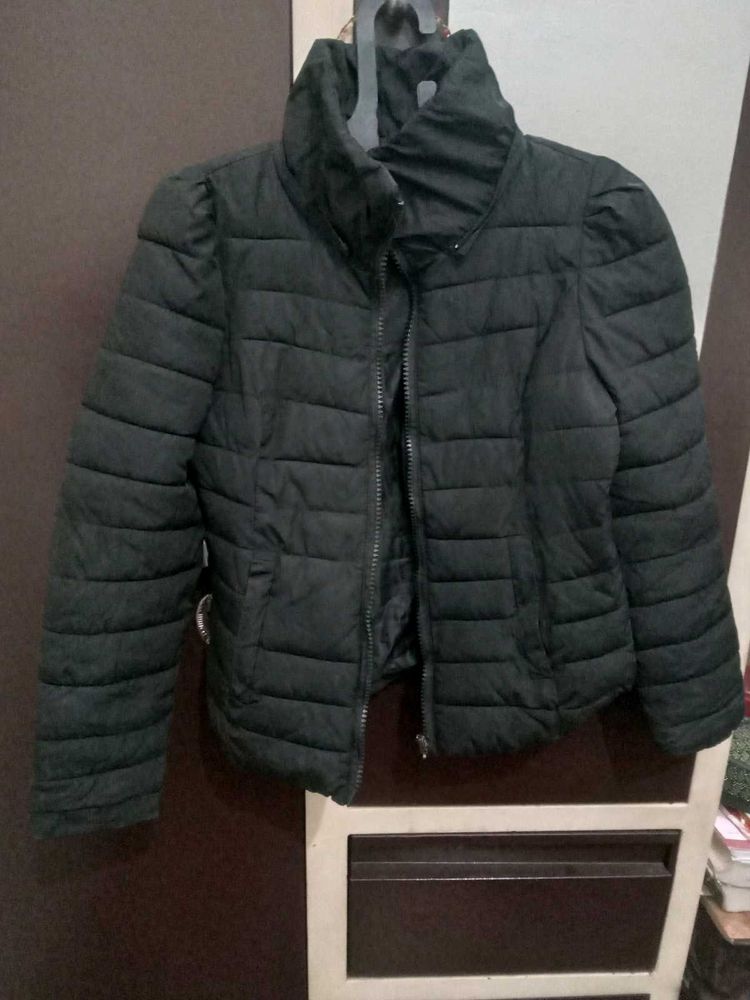 stylish Black Puffer Jacket fully 🥵 warm