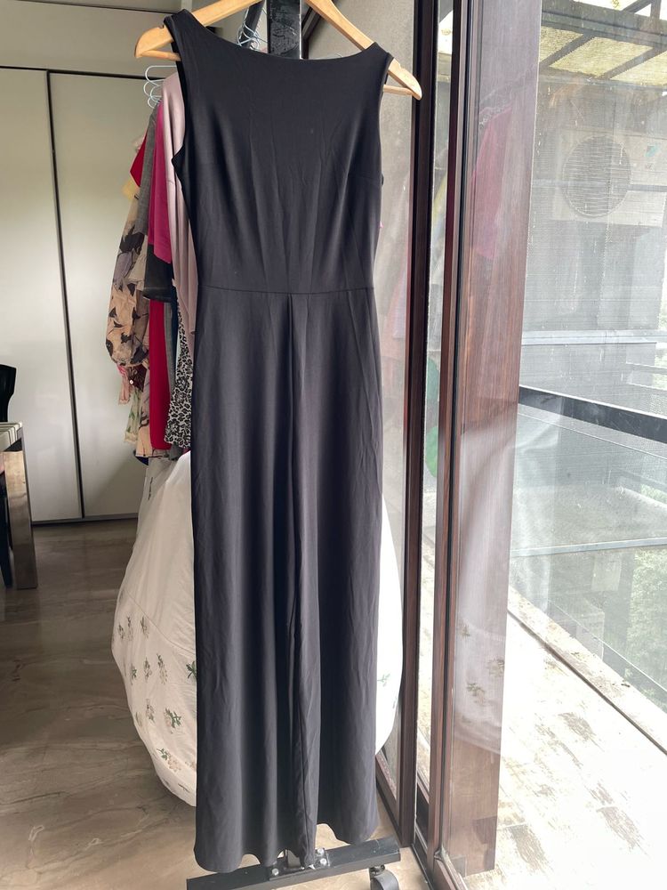 Sleeveless Black Maxi Dress