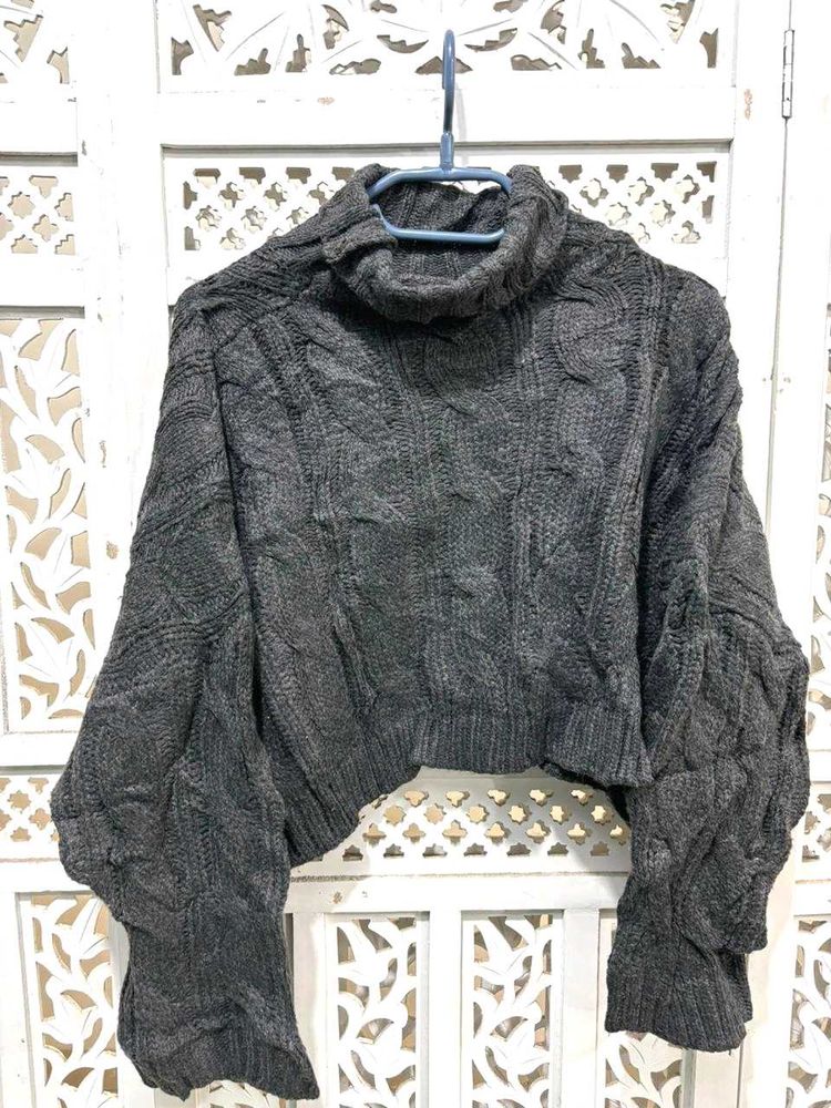 Crop Oversized Cable Knit Sweater A