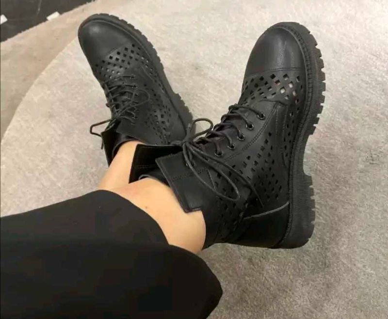 Boots For Girls (With Some Freebie)