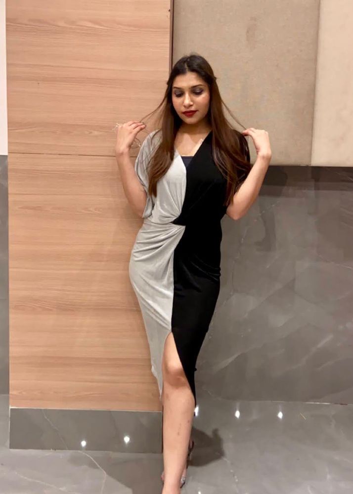 Sliver-Black dress