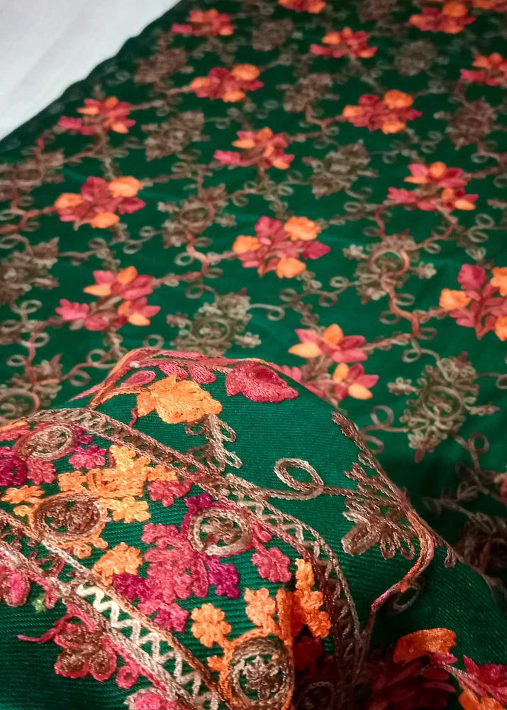 New Kashmiri Embroidered Woollen Shawl For Women