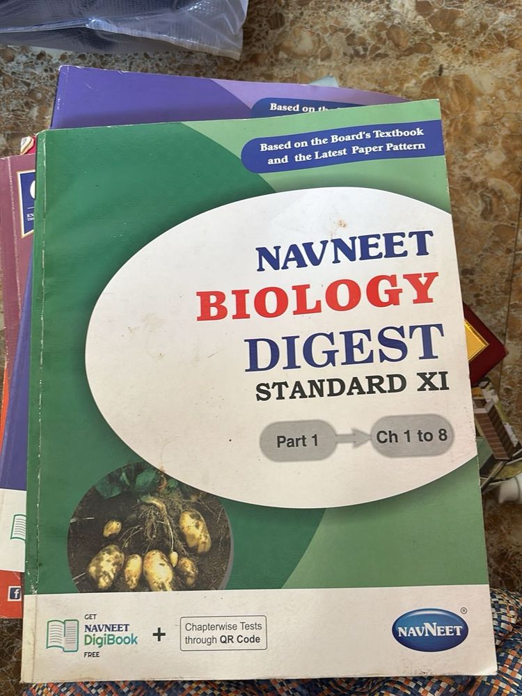 Navneet Biology Digest Standard XI