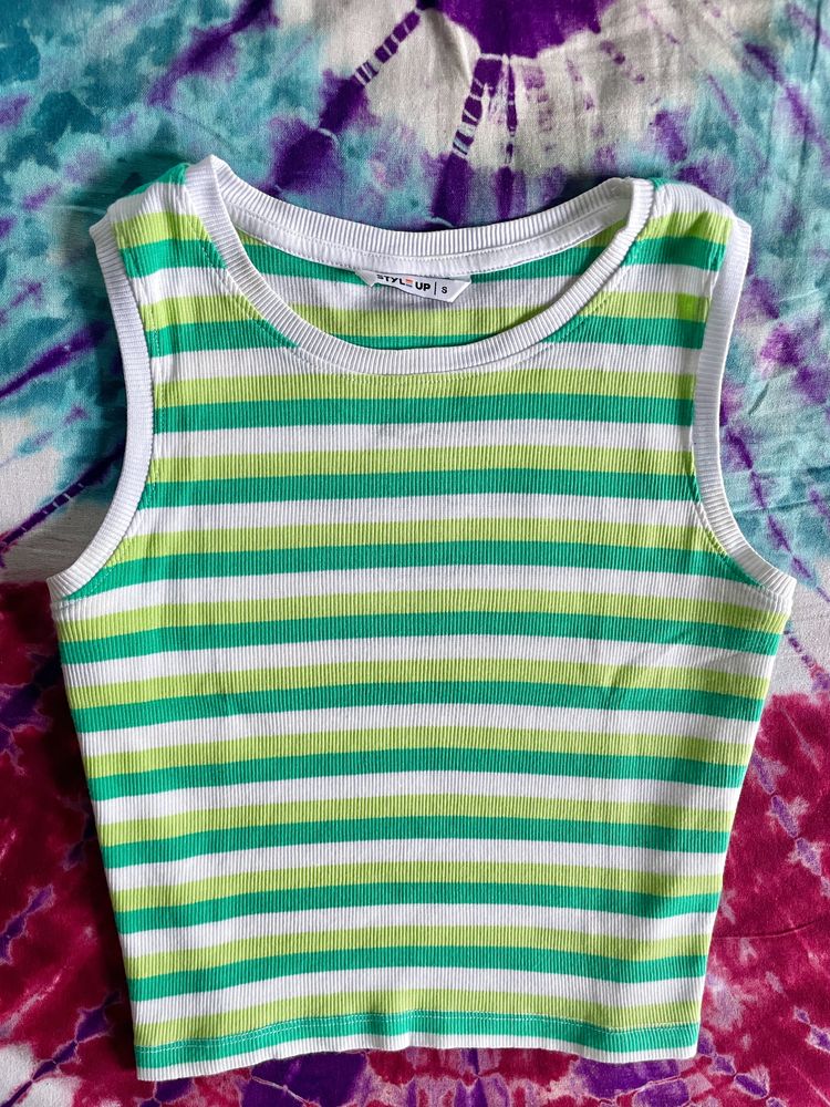 Green Tank Top🐢🌱