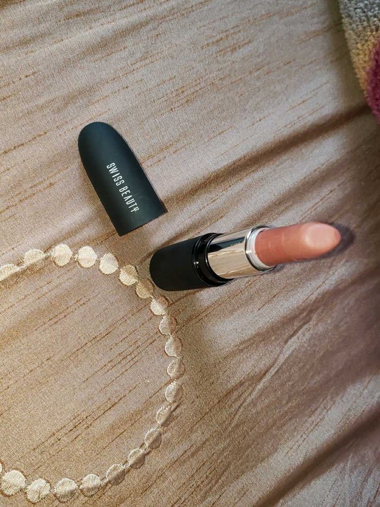 Swiss Beauty Lipstick